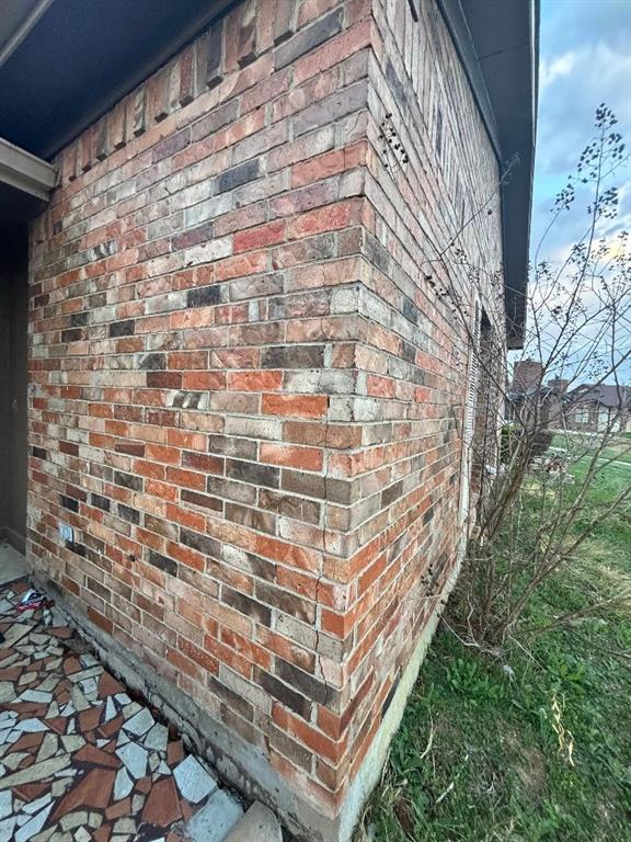 1107 Rimcrest Drive Arlington, TX 76017 - Photo 2 of 13 a view of a tall building