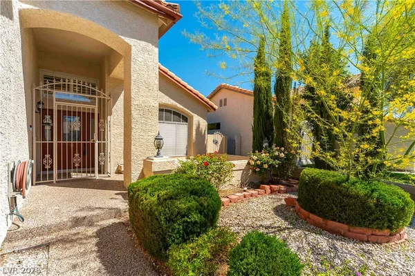 $3,548 | 10028 Sail Landing Court, Las Vegas, NV 89117