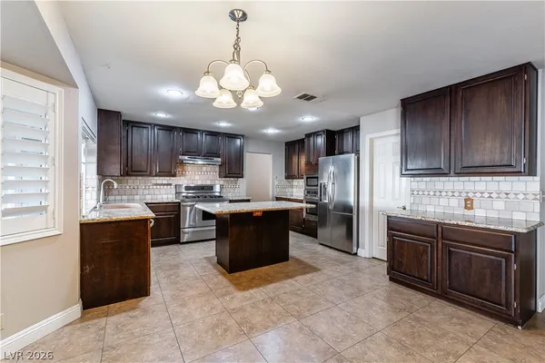 $3,548 | 10028 Sail Landing Court, Las Vegas, NV 89117