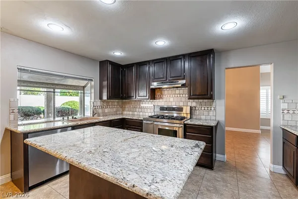 $3,548 | 10028 Sail Landing Court, Las Vegas, NV 89117