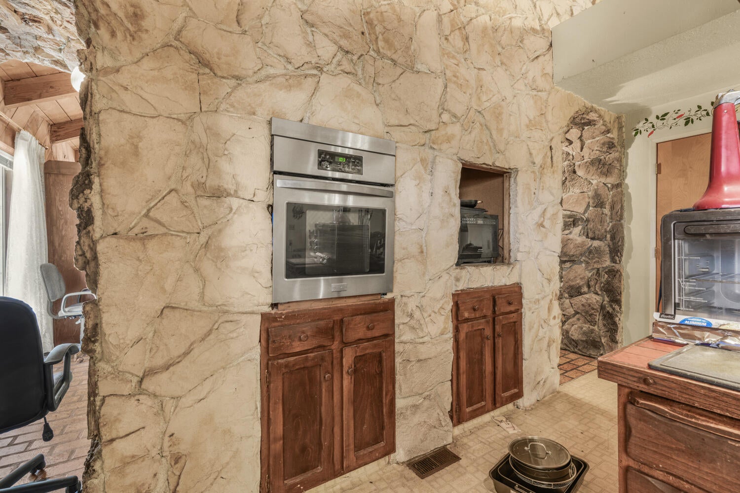 485 Plat B Road Sutherlin, OR 97479 - Photo 18 of 28 Kitchen
