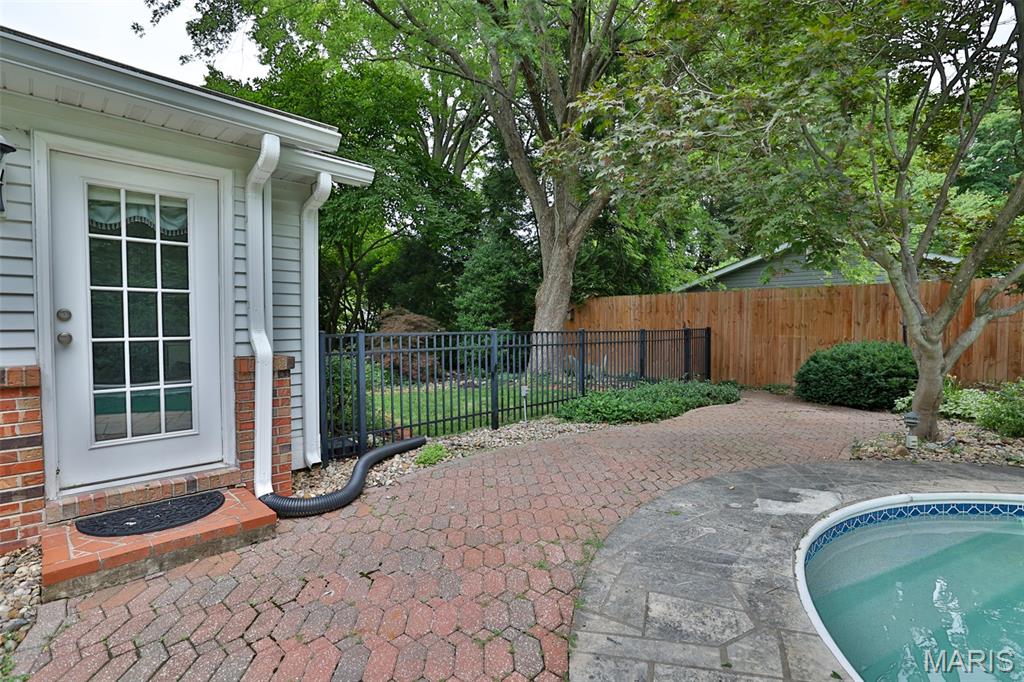 1000 Schwarz Road Edwardsville, IL 62025 - Photo 24 of 96