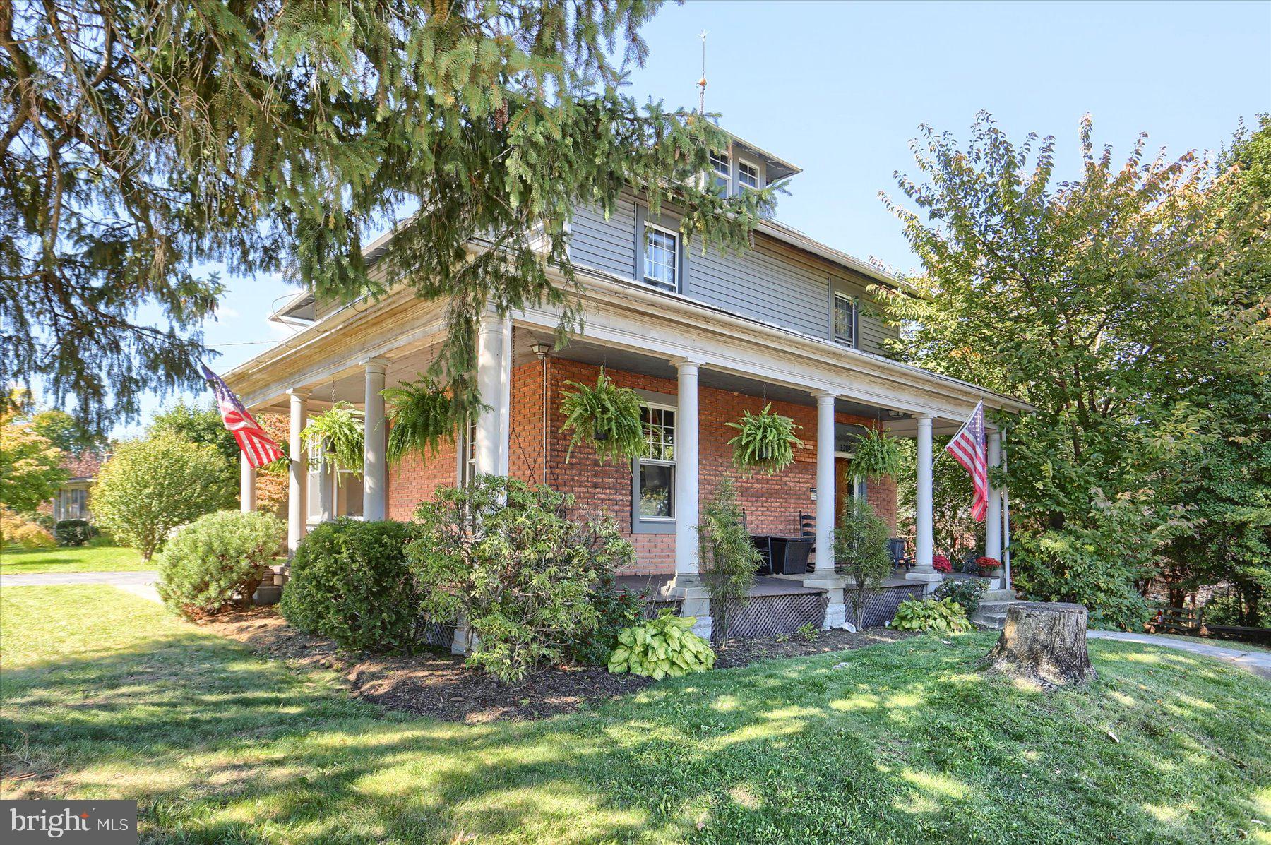 1201 Colebrook Road Lebanon, PA 17042 - Photo 2 of 31 Gallery Image 2