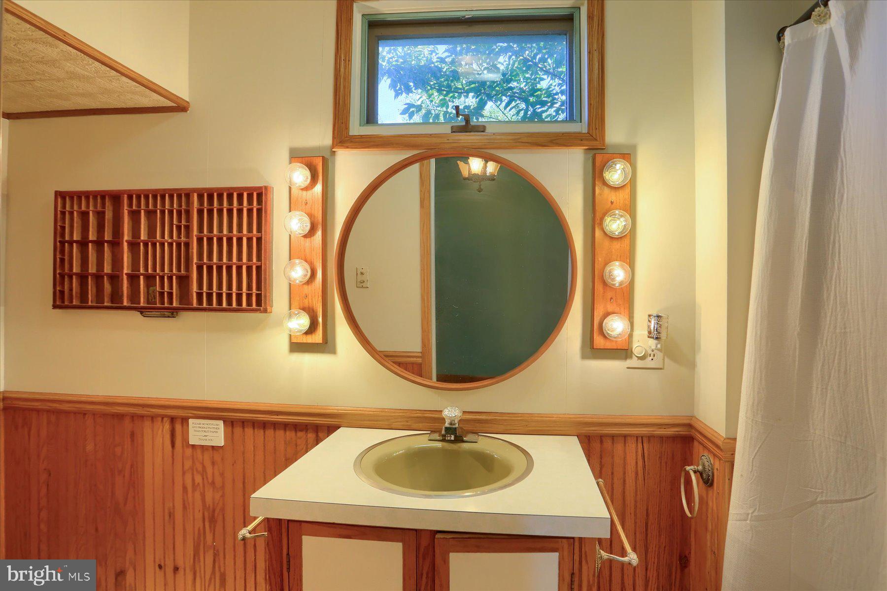 1201 Colebrook Road Lebanon, PA 17042 - Photo 7 of 31 Gallery Image 7