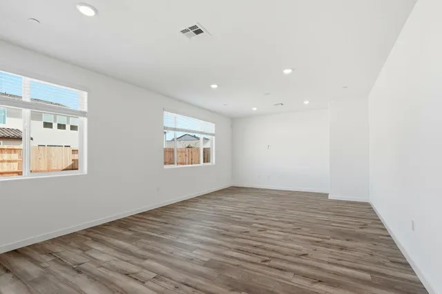 $790,935 | 792 Rosazzo Lane, Manteca, CA 95337