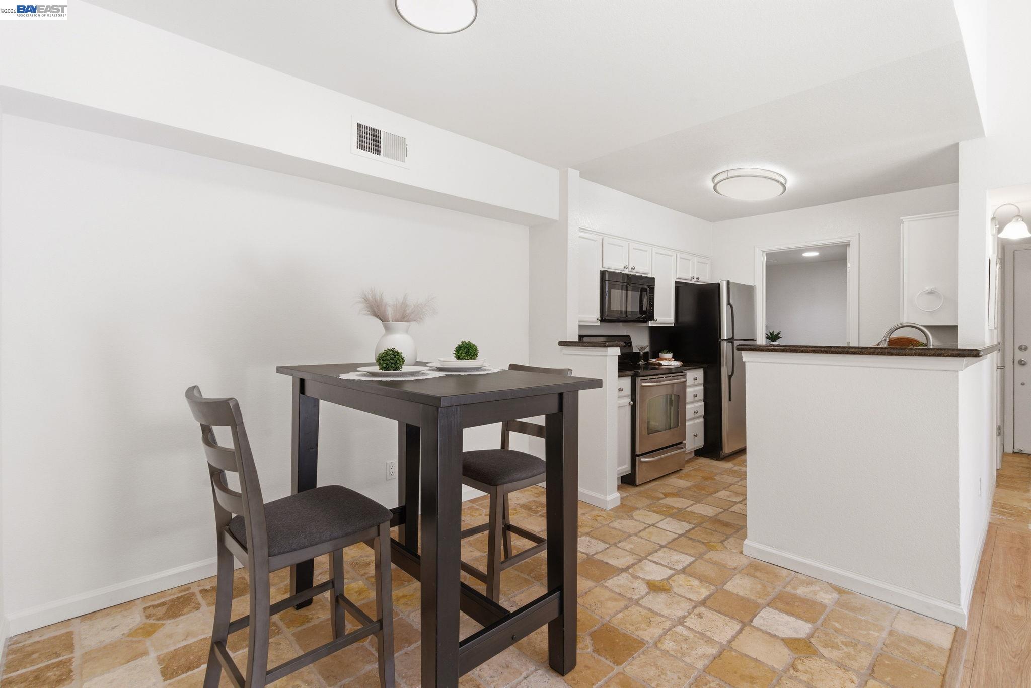 255 Reflections Drive, Unit 22 San Ramon, CA 94583 - Photo 17 of 50