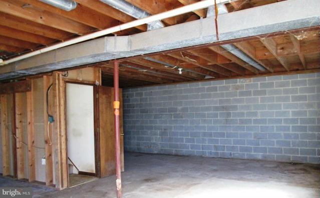 43361 Evans Pond Road Leesburg, VA 20176 - Photo 5 of 13 Basement