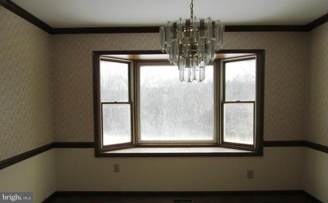 43361 Evans Pond Road Leesburg, VA 20176 - Photo 8 of 13 Dining Room