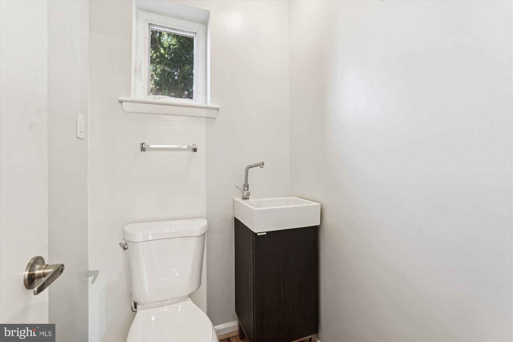 13005 Bluhill Road Silver Spring, MD 20906 - Photo 12 of 30