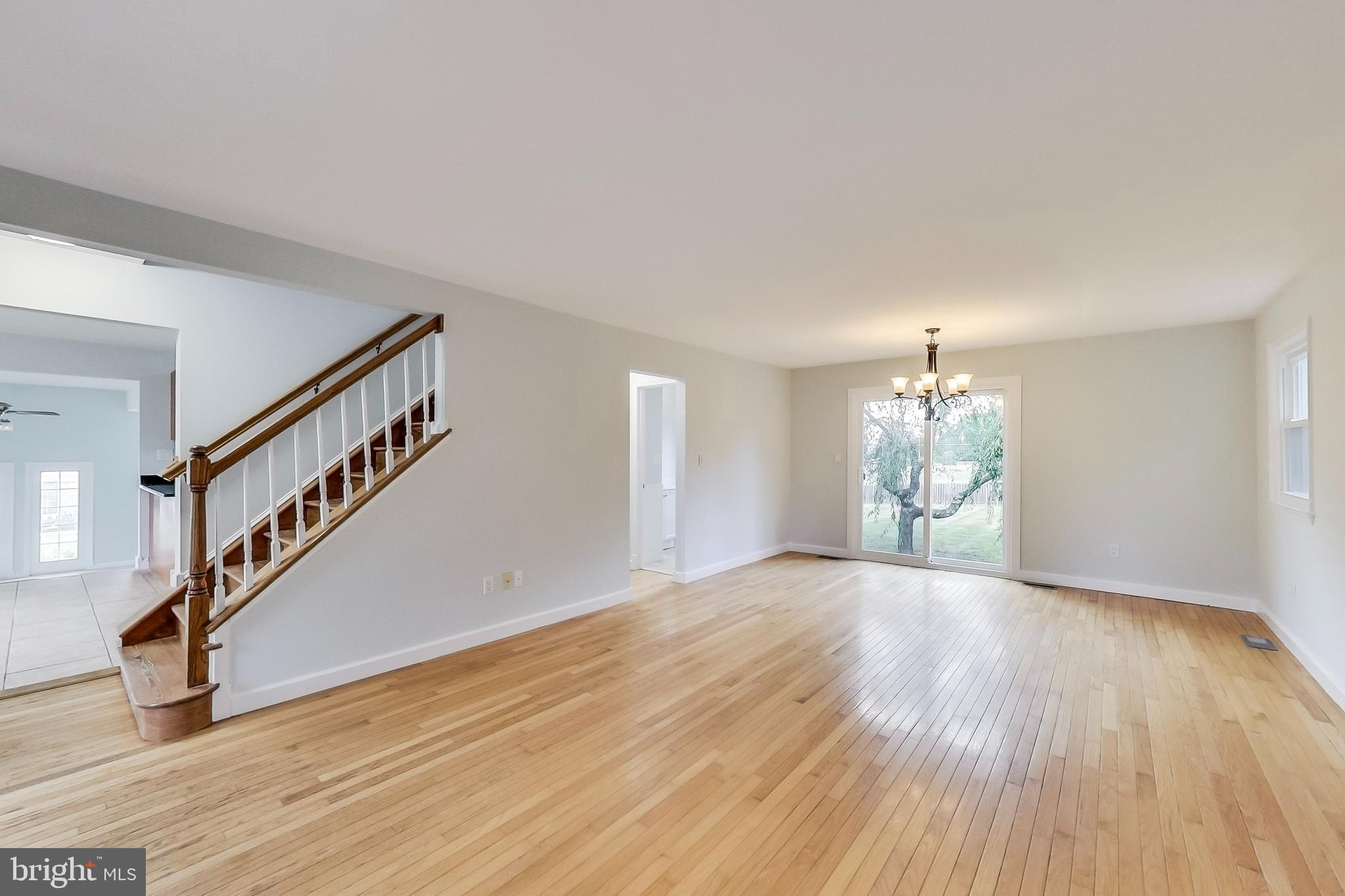 20109 Westerly Avenue Poolesville, MD 20837 - Photo 4 of 24