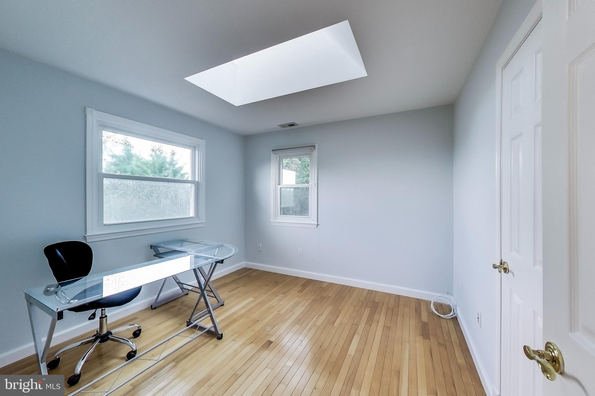 20109 Westerly Avenue Poolesville, MD 20837 - Photo 8 of 24