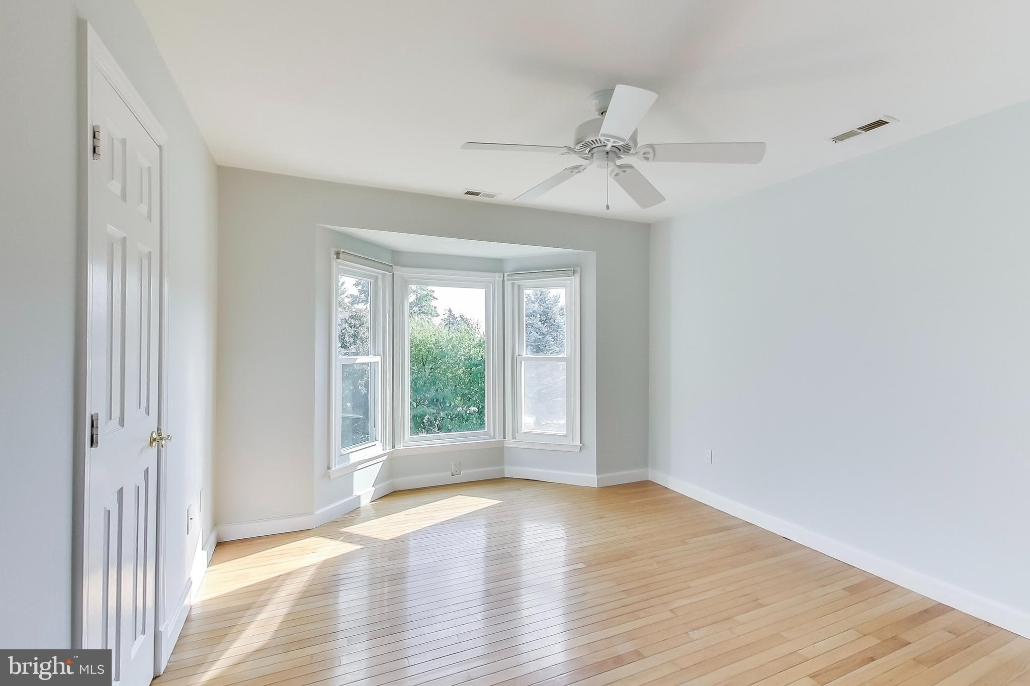 20109 Westerly Avenue Poolesville, MD 20837 - Photo 9 of 24