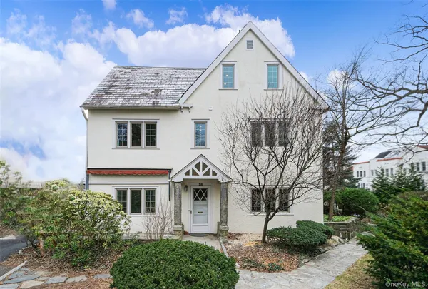 $12,500 | 38 Sagamore Road, Bronxville, NY 10708