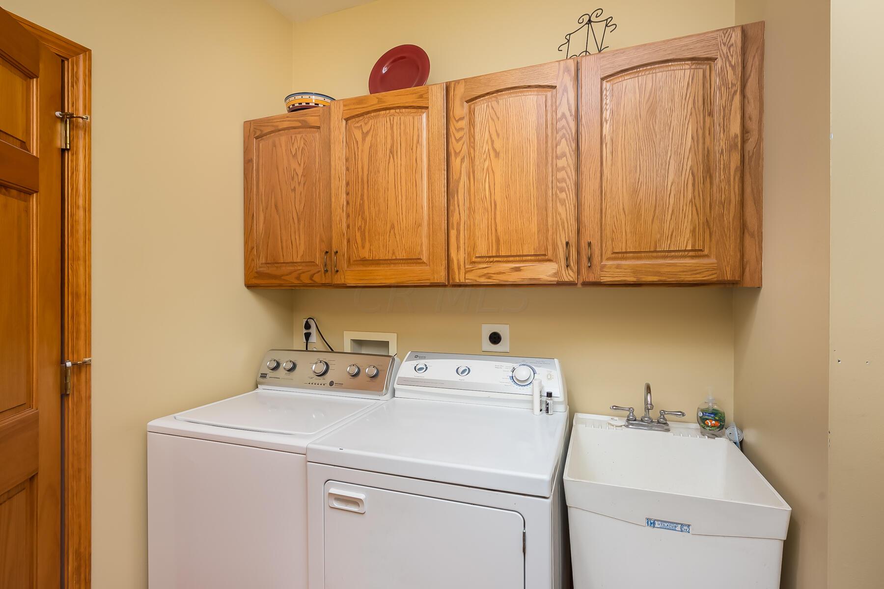 1557 Braumiller Road Delaware, OH 43015 - Photo 35 of 54 Laundry Room
