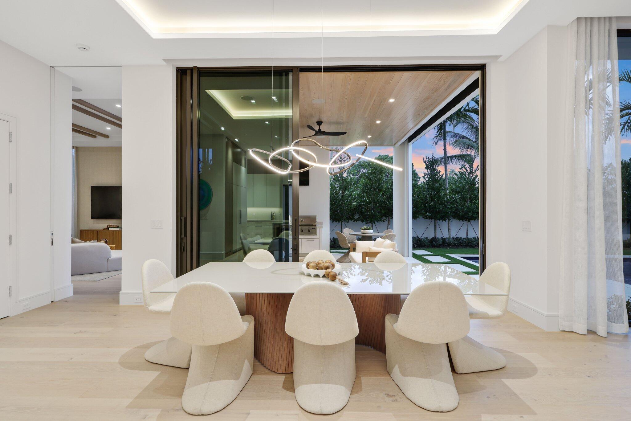 310 Grove Place Delray Beach, FL 33444 - Photo 12 of 92 dining