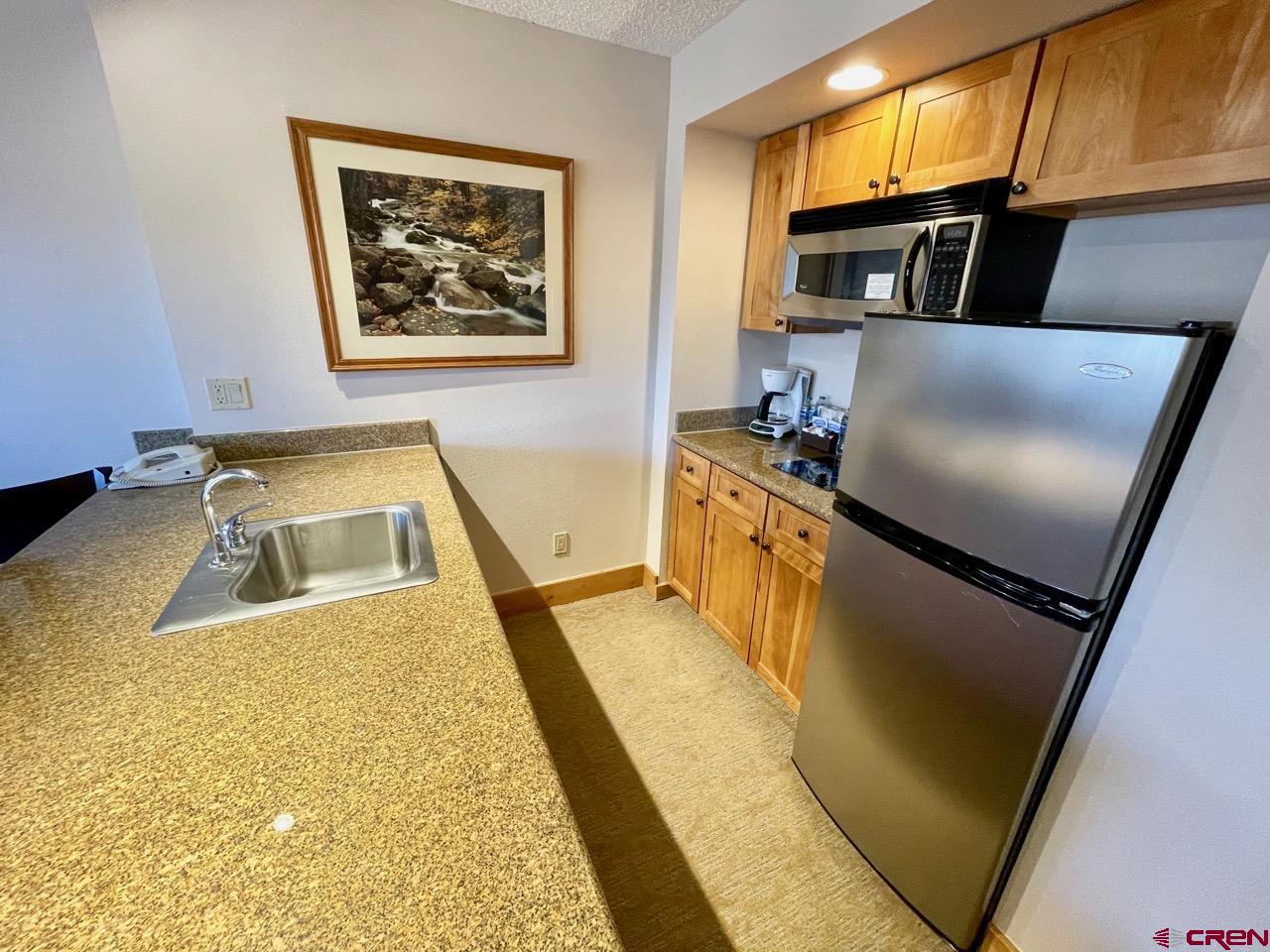 6 Emmons Road, Unit 404 Crested Butte, CO 81225 - Photo 7 of 28 Gallery Image 7