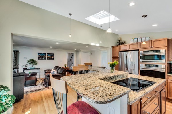 16 York Road Winchester, MA 01890 - Photo 6 of 24 Gallery Image 6