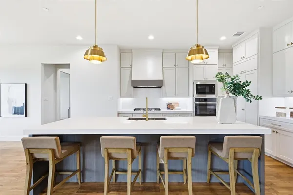 $775,000 | 449 Whispering Way, Red Oak, TX 75154