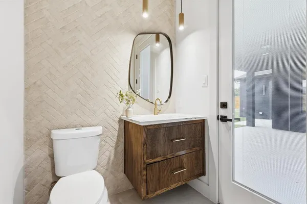 $775,000 | 449 Whispering Way, Red Oak, TX 75154