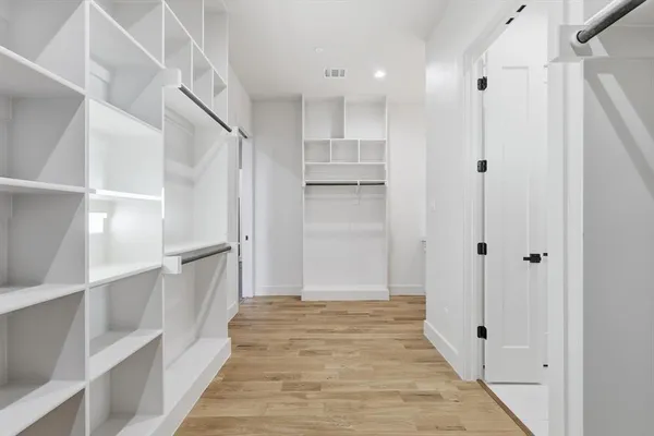 $775,000 | 449 Whispering Way, Red Oak, TX 75154