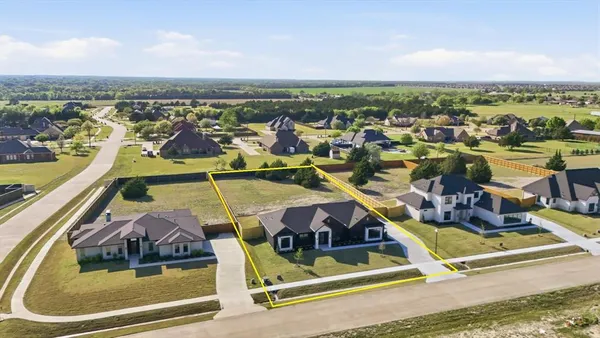 $775,000 | 449 Whispering Way, Red Oak, TX 75154