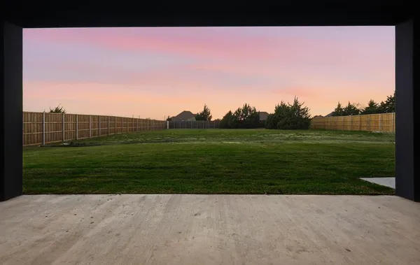 $775,000 | 449 Whispering Way, Red Oak, TX 75154