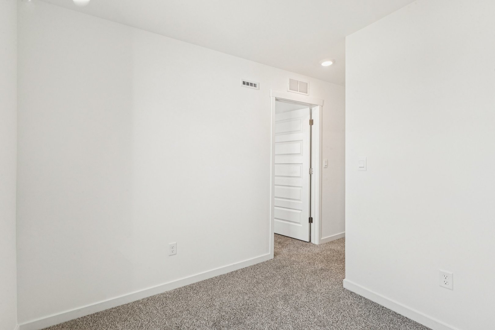 1447 Oakfield Lane Pingree Grove, IL 60140 - Photo 22 of 66