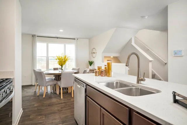 $309,990 | 1447 Oakfield Lane, Pingree Grove, IL 60140