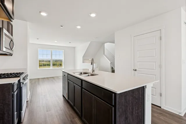 $309,990 | 1447 Oakfield Lane, Pingree Grove, IL 60140