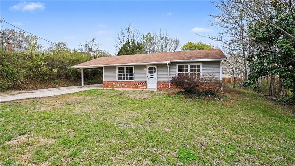 110 Hedgecock Road High Point, NC 27265 - Photo 3 of 16