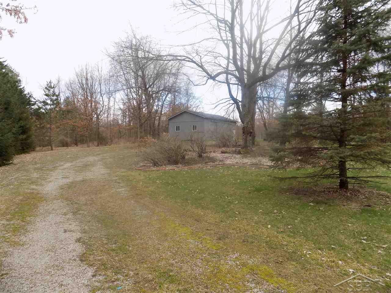 1132 Weeden Road Caro, MI 48723 - Photo 20 of 21 31286768-19.JPG