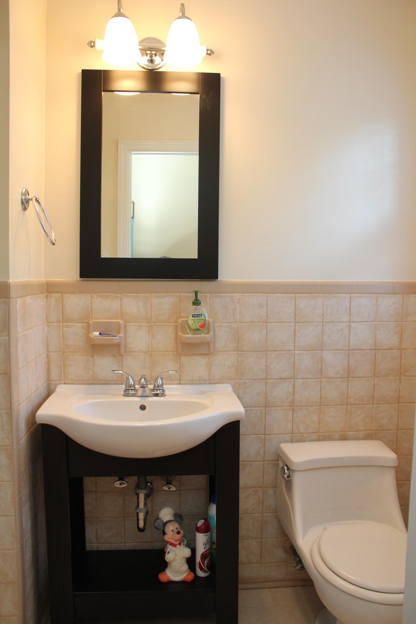 313 Louise Avenue Rockingham, NC 28379 - Photo 11 of 19 Hall Bath