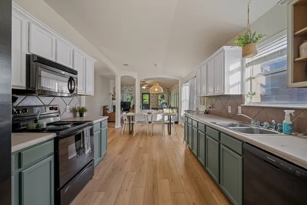 $350,000 | 5405 Park At Woodlands Drive, Austin, TX 78724