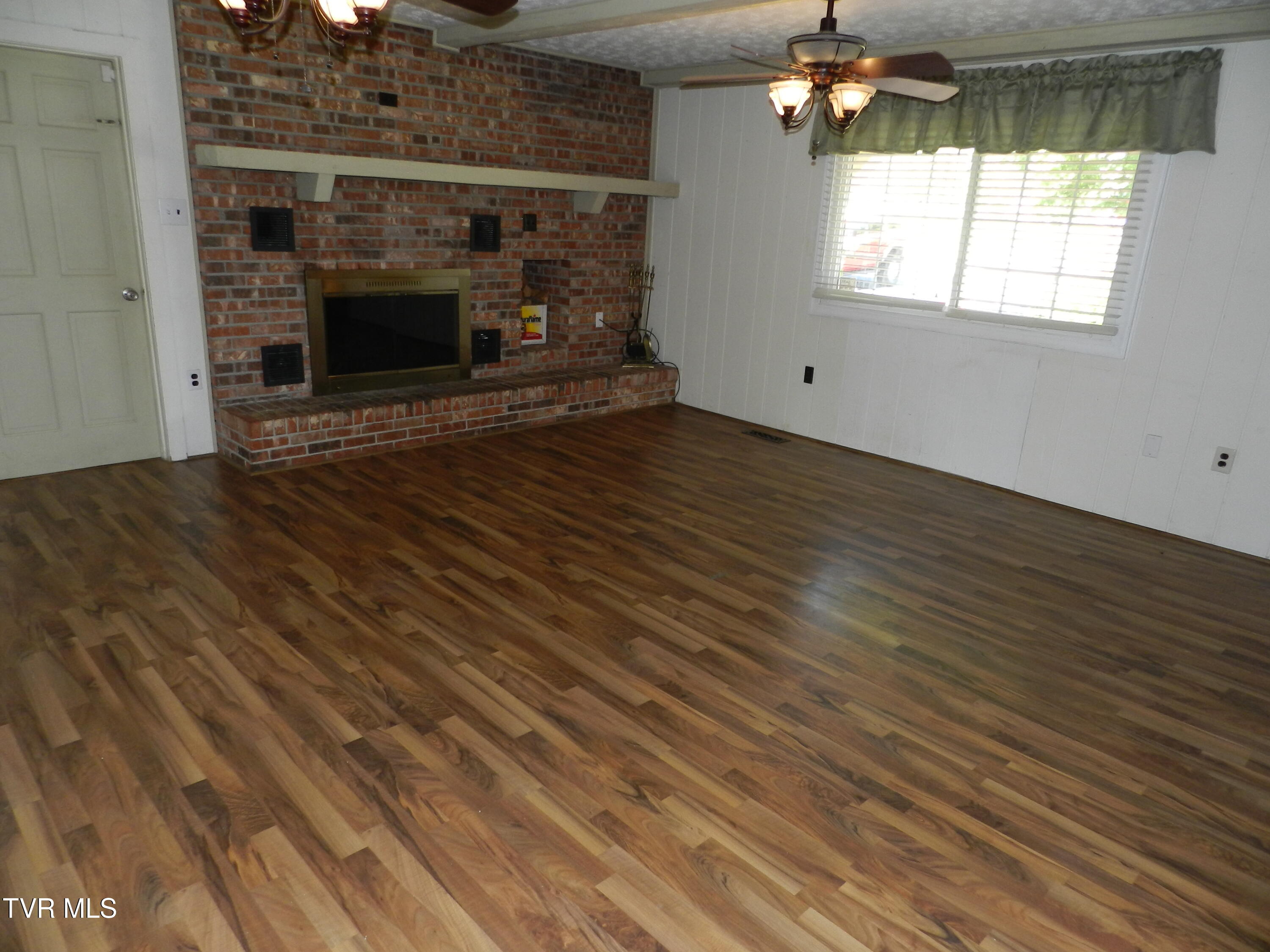 209 Scotland Road Kingsport, TN 37660 - Photo 27 of 60 DSCN3837