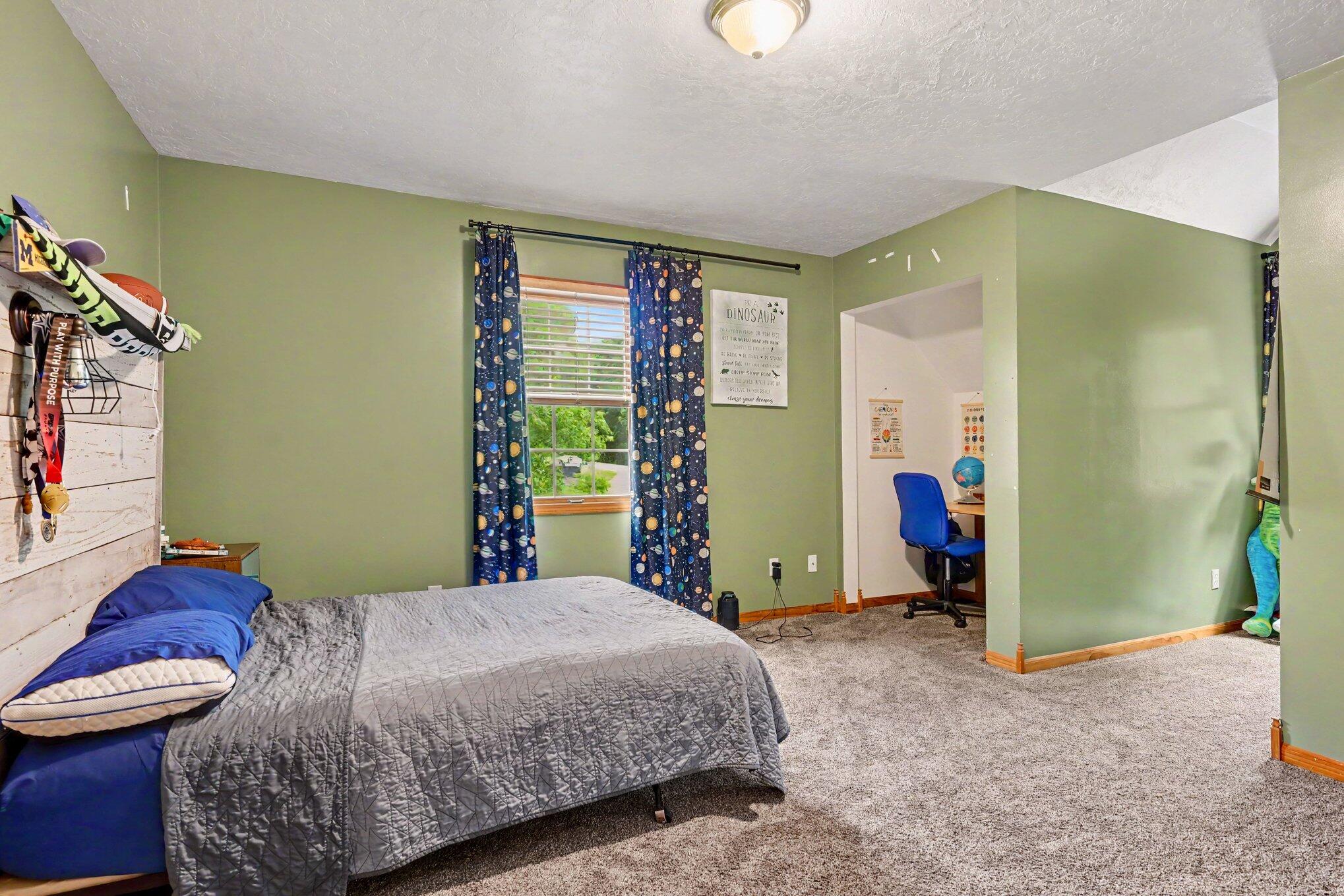 15757 Oakshore Drive Three Rivers, MI 49093 - Photo 15 of 26 016_file_7881