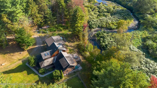 $674,000 | 14088 Highway 92, Thompson, PA 18465