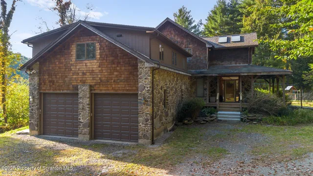 $674,000 | 14088 Highway 92, Thompson, PA 18465