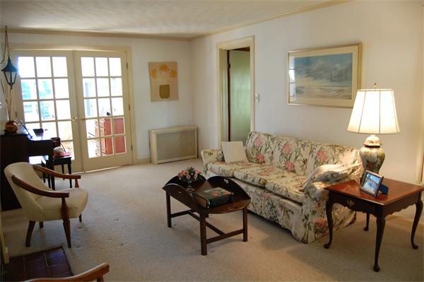 111 Monadnock Road Worcester, MA 01605 - Photo 8 of 16 Gallery Image 8