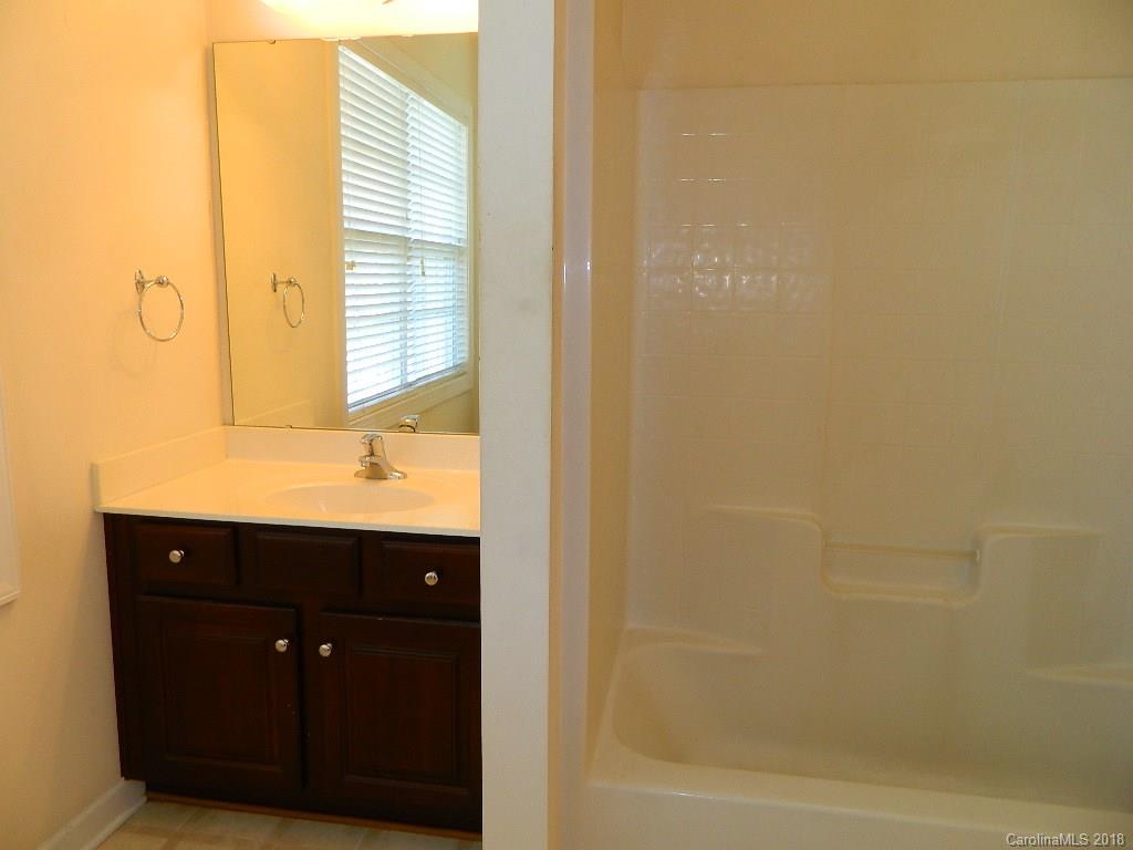 2017 Chipstone Road Charlotte, NC 28262 - Photo 23 of 35 Gallery Image 23