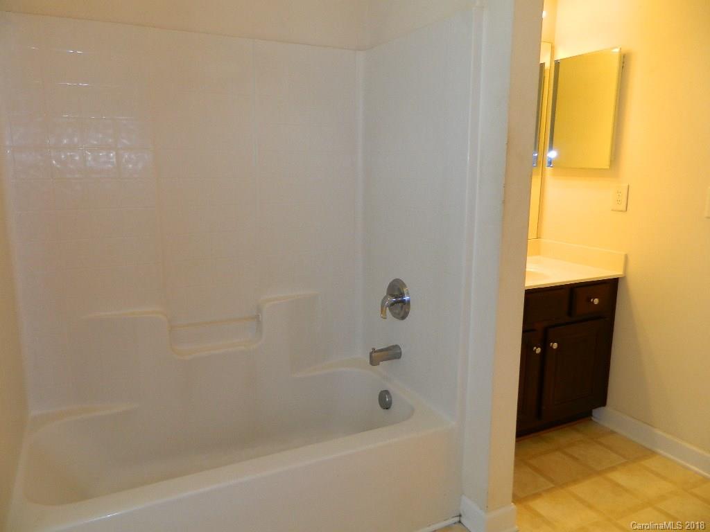 2017 Chipstone Road Charlotte, NC 28262 - Photo 24 of 35 Gallery Image 24