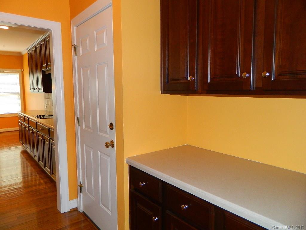 2017 Chipstone Road Charlotte, NC 28262 - Photo 10 of 35 Gallery Image 10