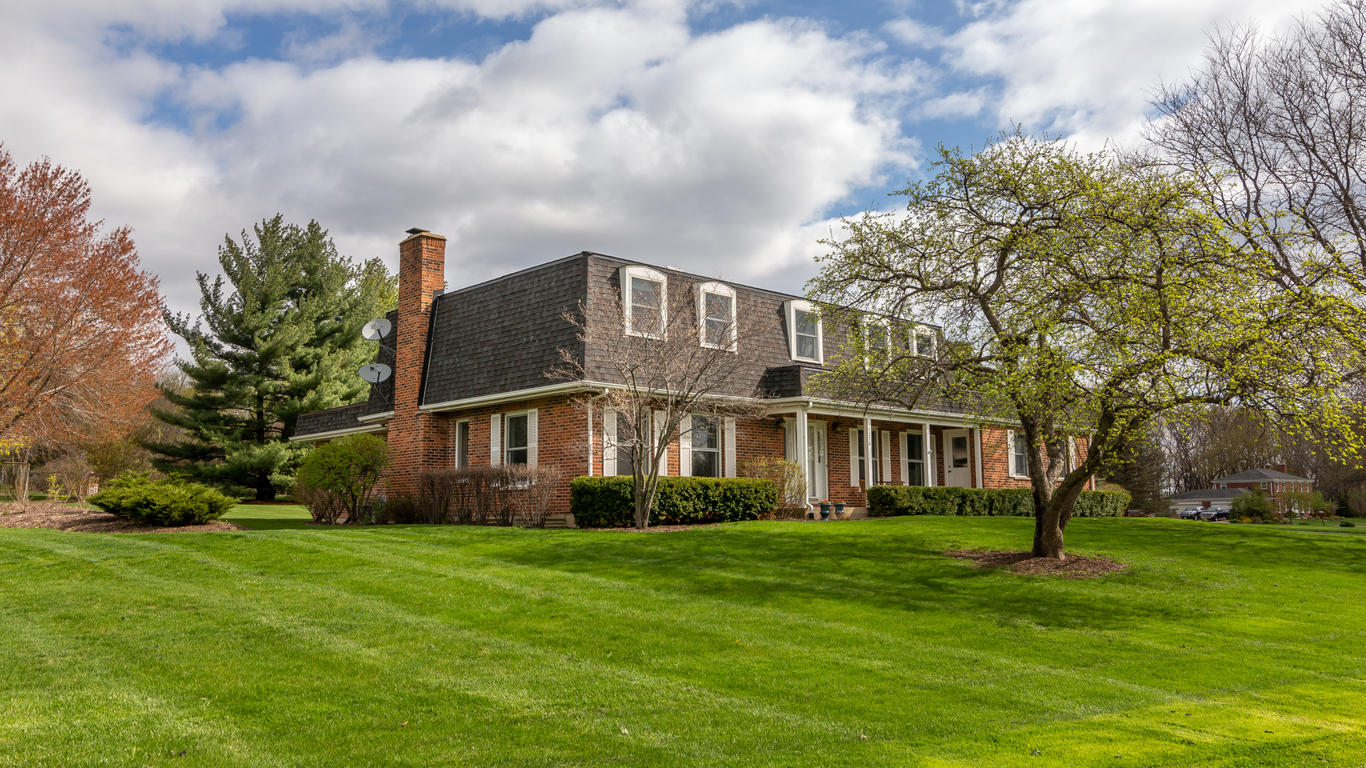1276 Aberdeen Road Inverness, IL 60067 - Photo 2 of 48