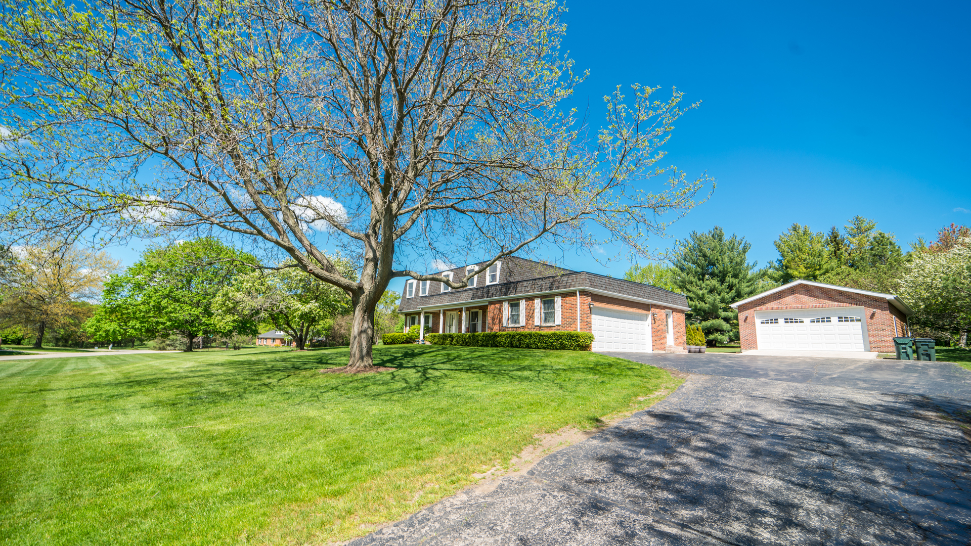 1276 Aberdeen Road Inverness, IL 60067 - Photo 3 of 48