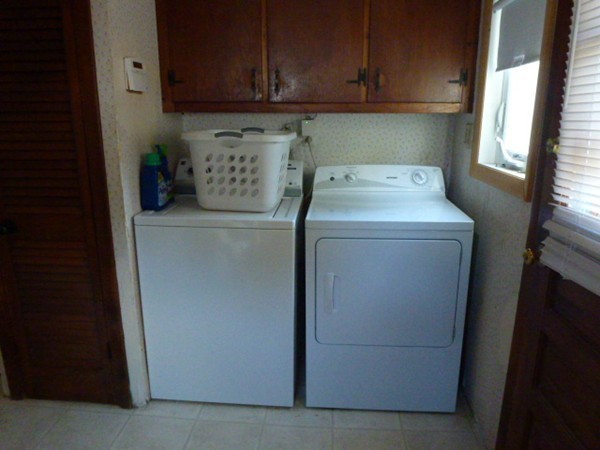 310 Bakerville Road Dartmouth, MA 02748 - Photo 13 of 19 a utility room with dryer and washer
