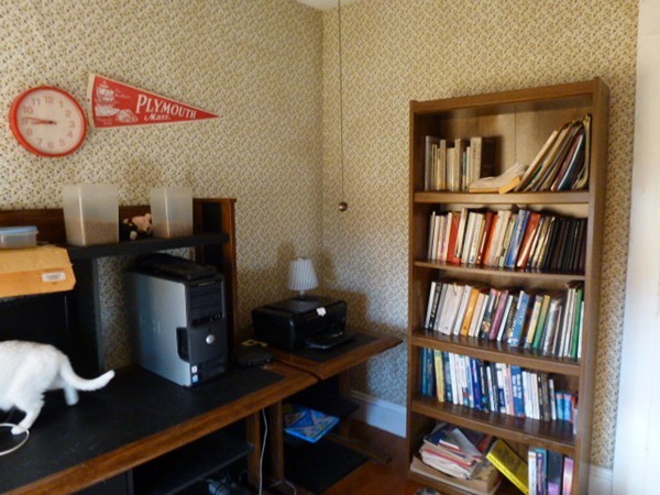 310 Bakerville Road Dartmouth, MA 02748 - Photo 15 of 19 a view of a workspace with furniture