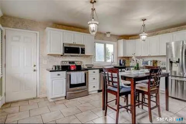 $3,800 | 127 Englewood Avenue, Bridgeport, CT 06606