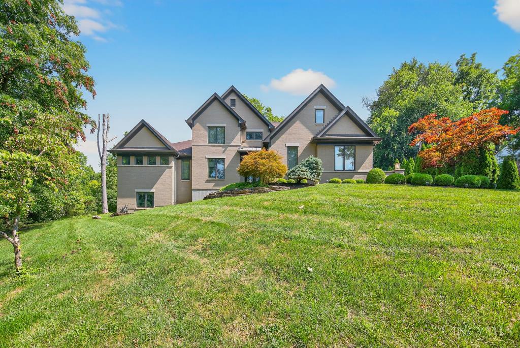 8714 Weller Road Montgomery, OH 45249 - Photo 7 of 47 Gallery Image 7