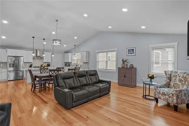 $735,000 | 25 Deer Run Crossing, Unit 45, Warwick, RI 02818