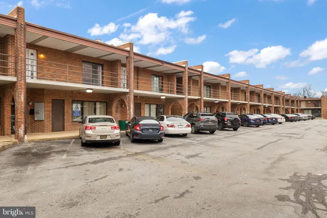 $1,800 | 13 Trolley Square, Unit C, Wilmington, DE 19806