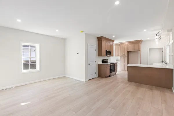 $615,000 | 1234 State Road, Unit 1, Plymouth, MA 02360